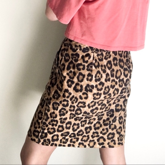 Animal print button skirt - Picture 2 of 16